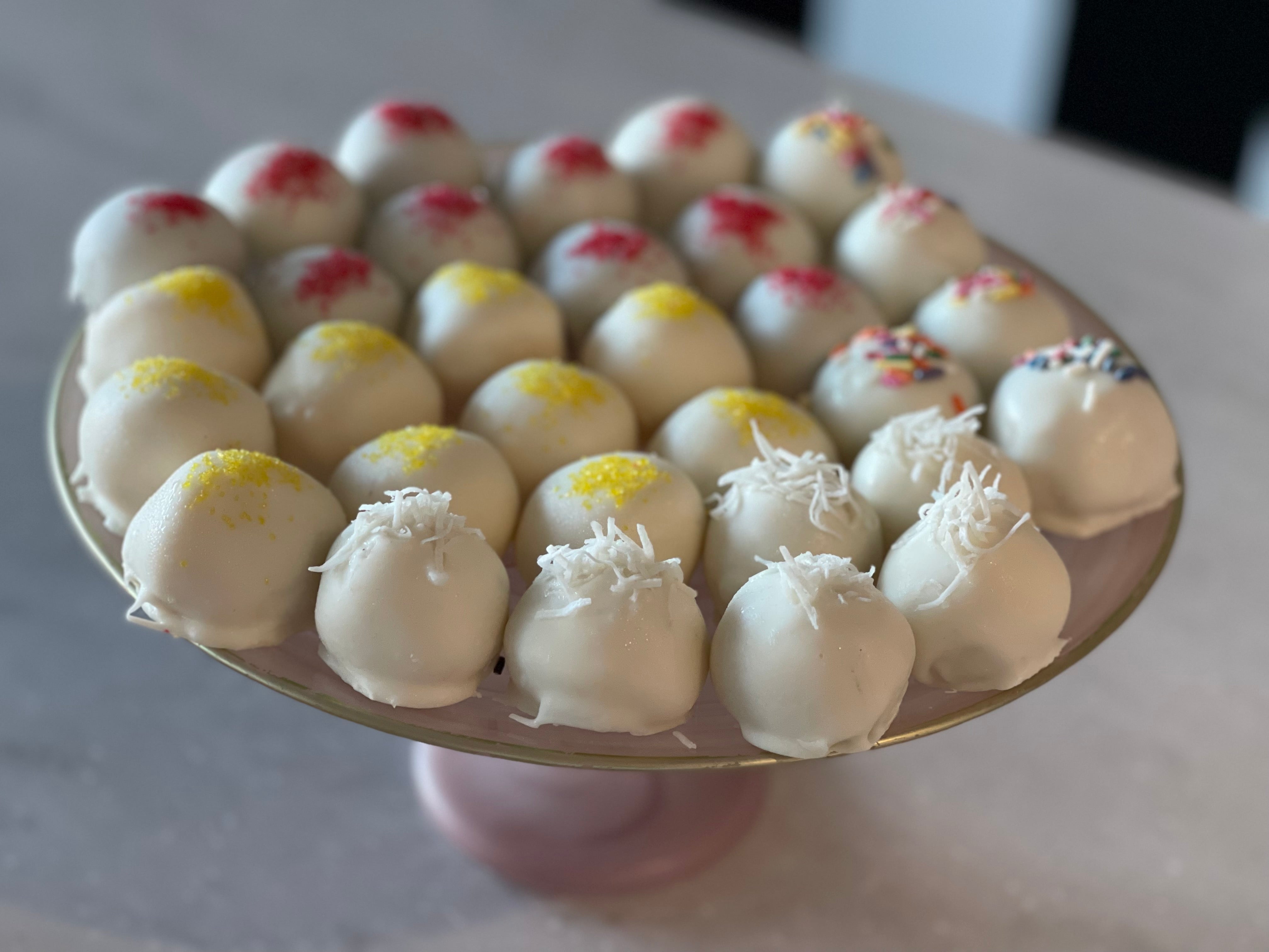 Cakeballs